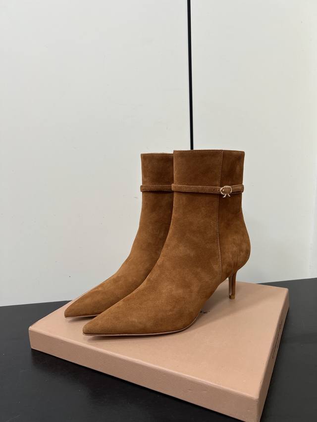Gianvito Rossi 25S Autumn/Winter New Arrival Rossi Gr Pointed Toe Ankle Boots wi