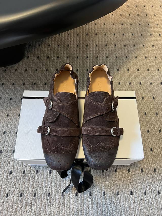 Cotemp Retro Double Buckle Brogue Loafers Blending retro and modern styles, thes