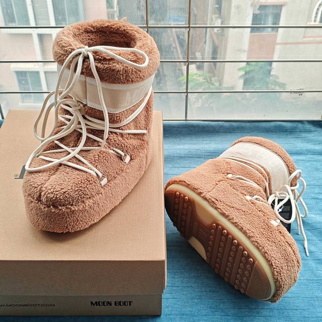 Moonboot, Warm Boots Aerospace Boots, Ski Boots, Snow Boots, Full of Cutting-Edg