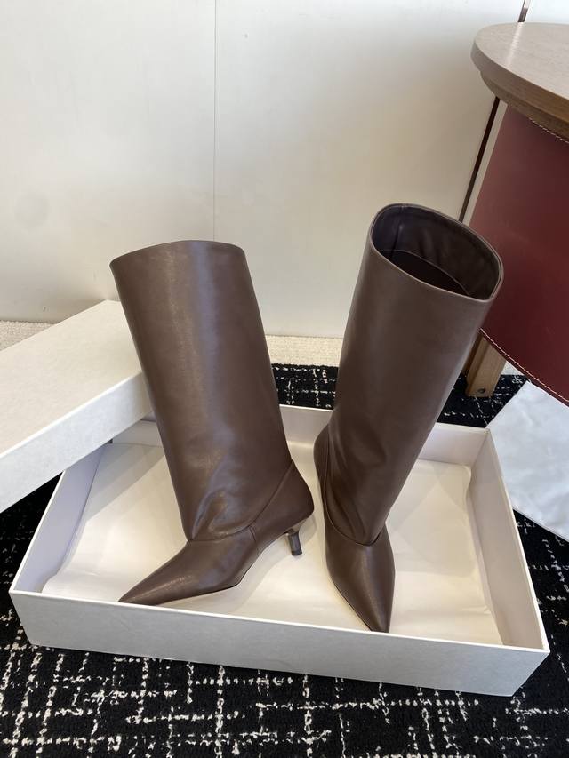 Retail-grade Jacquemus 25Ss Autumn/Winter New Arrival Boots The "fashionable sta