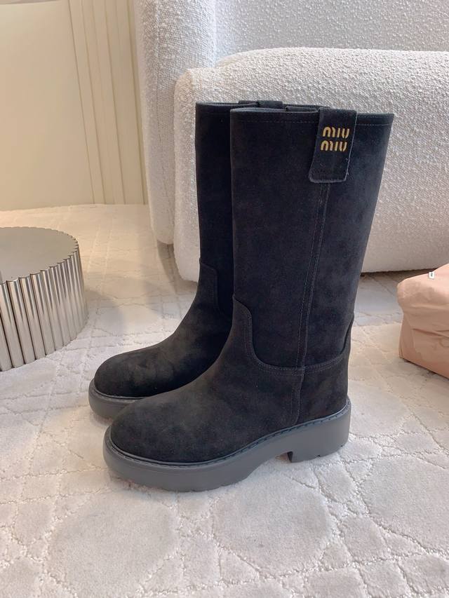 Suede leather upper Miu new platform riding boots, super comfortable fit, reall