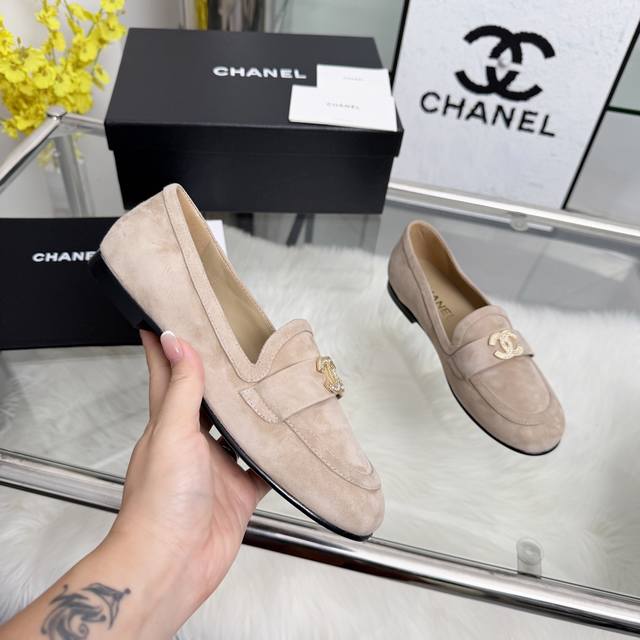 High-quality Chanel single shoes*