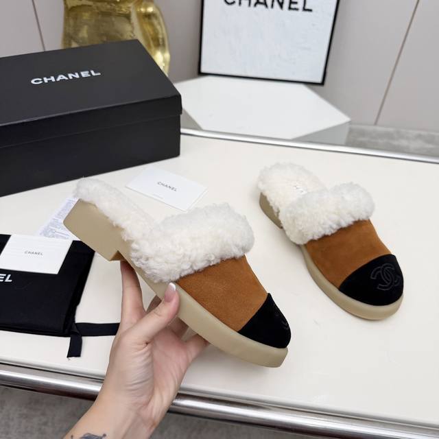 High-quality Chanel 2025 Fall/Winter latest style furry shoes from the boutique