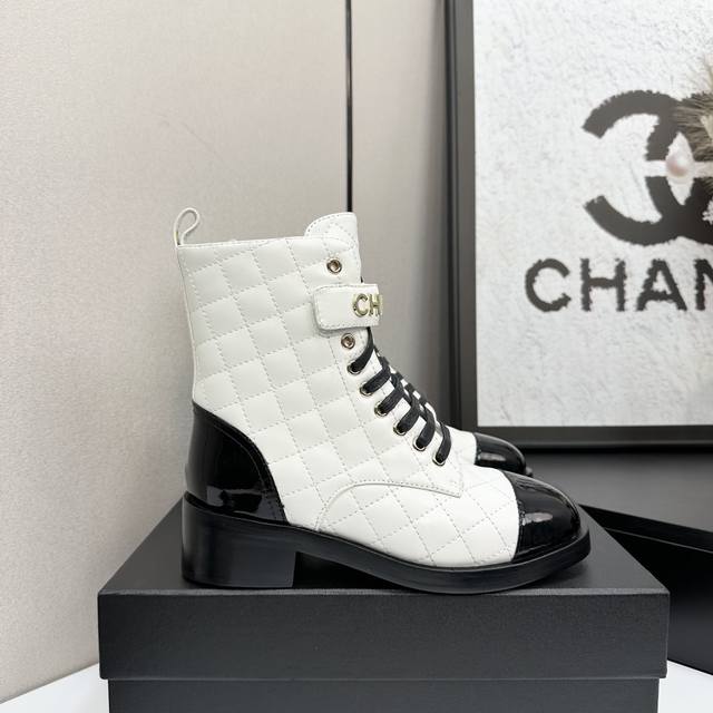 2025 Chanel Ankle Boots, a must-have item for this fall/winter season!! Chanel's