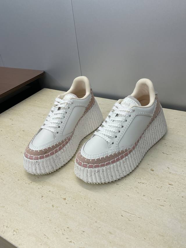 Factory price Chloe 2025 Autumn/Winter Runway New Sports Running Shoes Celebrity