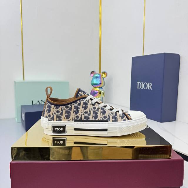 Dior's new popular ankle boots are now available! Original replica, 1:1 disassem