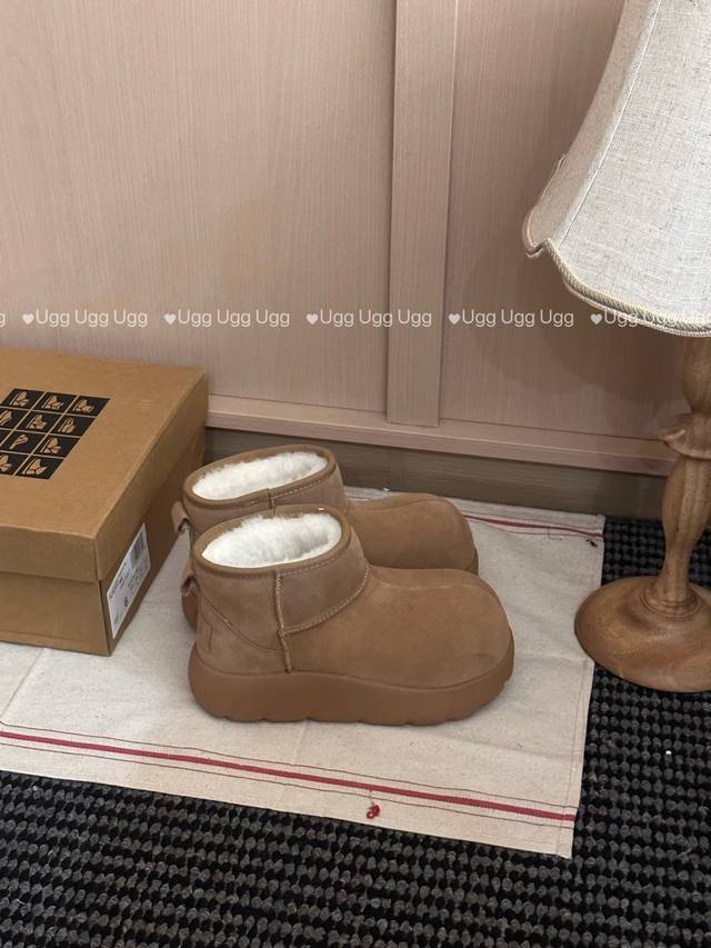 Kapibala Ankle Boots Custom suede upper, color scheme perfect for autumn and wi