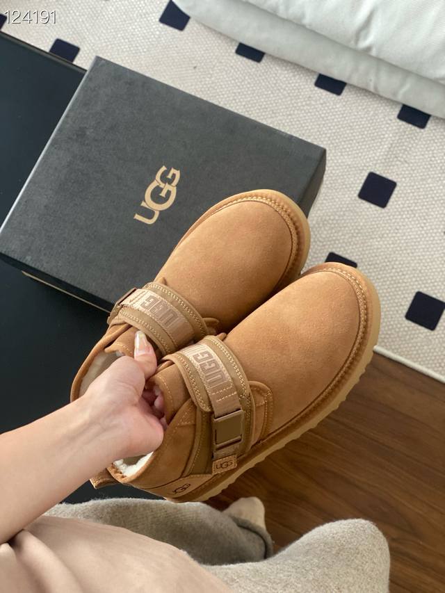 Ugg Men's Snow Boots with Furry Shoes Hot Selling Item, Neumel Snapback Style Ma