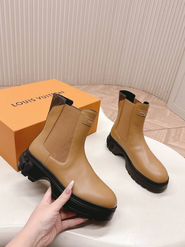 Lv (Louis Vuitton) 25Ss New Autumn/Winter Martin Boots, Short Boots, Versatile S