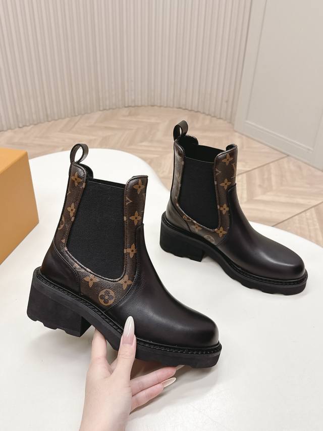 Lv brand 25Ss new autumn/winter Martin boots, short boots, versatile slim fit, Y