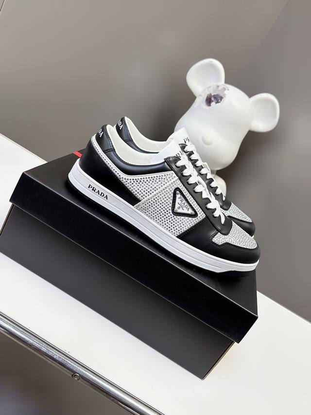 Top New Men's Shoes Series The shoe shape is very elegant and not flimsy, suitab