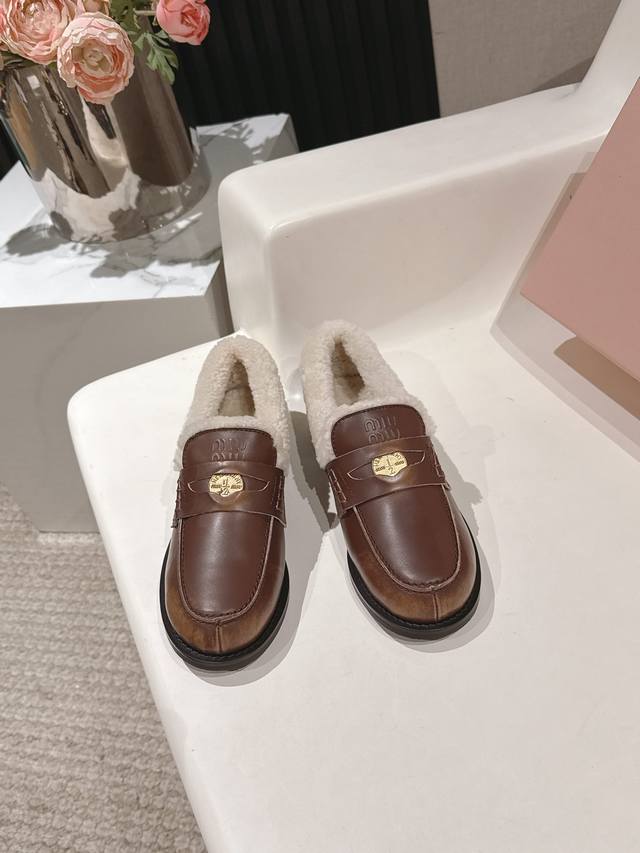 Top Quality Miumiu Fw25 New Arrival