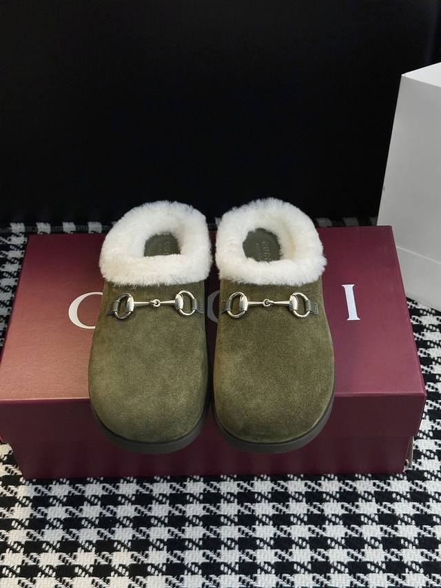 Platform Birkenstocks! As an outstanding representative of design heritage, loa