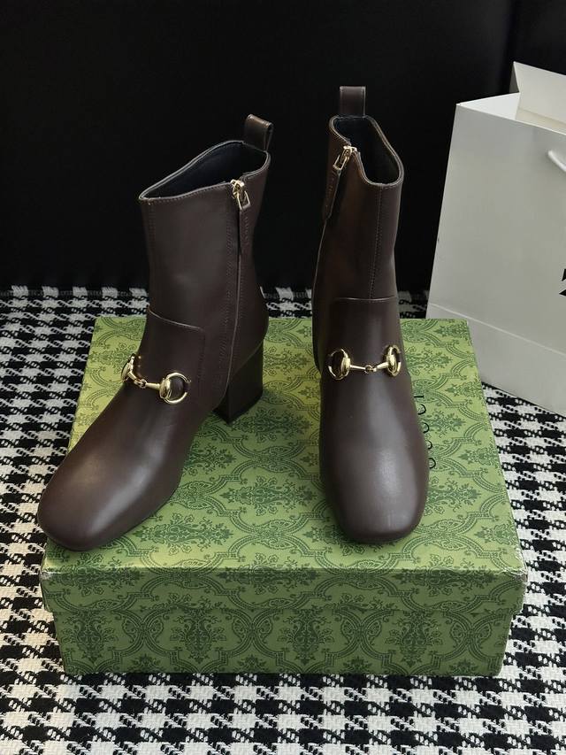 25Ss Autumn/Winter New Gucci Horsebit High-Heeled Ankle Boots A fresh interpreta