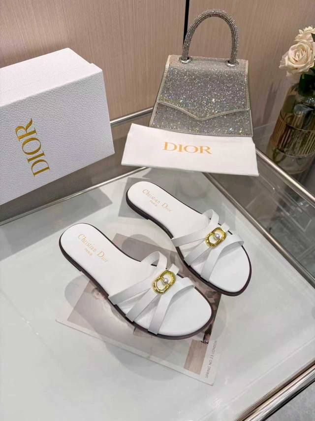 Dior new style, 11 colors available, cowhide leather, sizes 35-43, leather sole