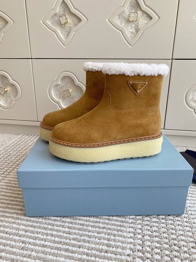 Prada New Triangle Logo Thick-Soled Wool Snow Boots Material and Craftsmanship: