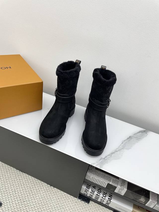 Louis Vuitton 2025 Spring/Summer New LV Winter Ski Collection Monogram Snow Boot