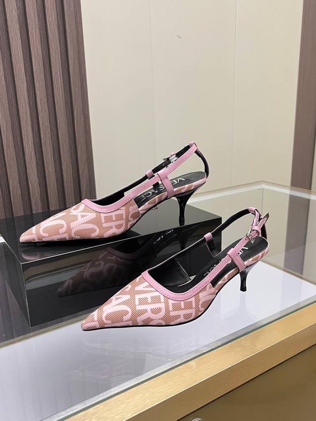 Sizes 35-41 Versace Spring/Summer/Autumn New Low-Heeled Shoes Material: High-qu