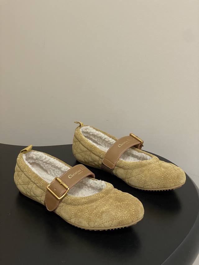 Top Quality 25Ss Autumn/Winter New Dior Dioralps Dior Frost Wool Ballet Flats Cd