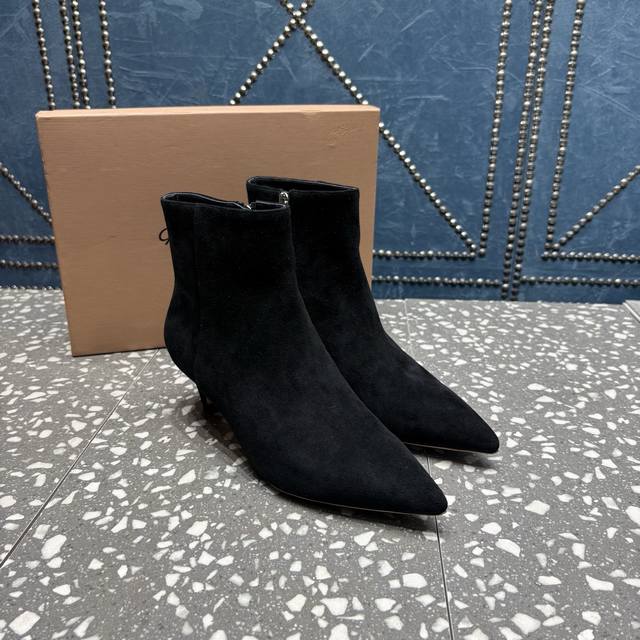 Gianvit Ross boutique ankle boot series launches