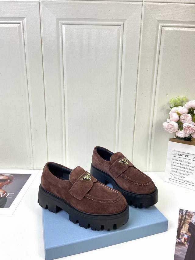 Top Quality Prada 25Ss New Platform Loafers Retro, stylish, and avant-garde. The
