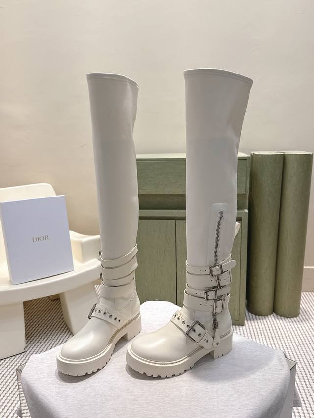 High-quality import Dior buckle riding boots, black calfskin leather with metal