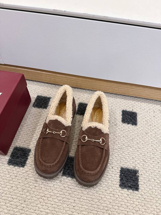 Gucci 2025 Latest Ace Series White Sneakers Original purchase and development of