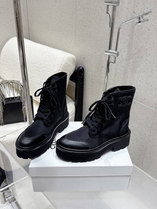 Celine 2025 Winter New Thick-Soled Canvas Dr. Martens Boots