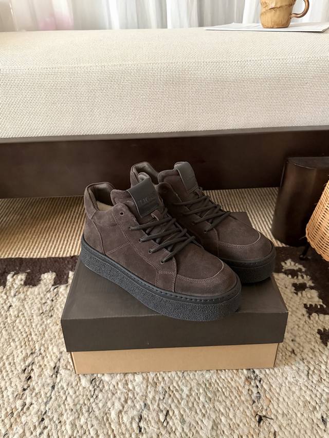 Bl-7096 Workwear Lace-up Sneakers Sporty and comfortable design, casual and vers