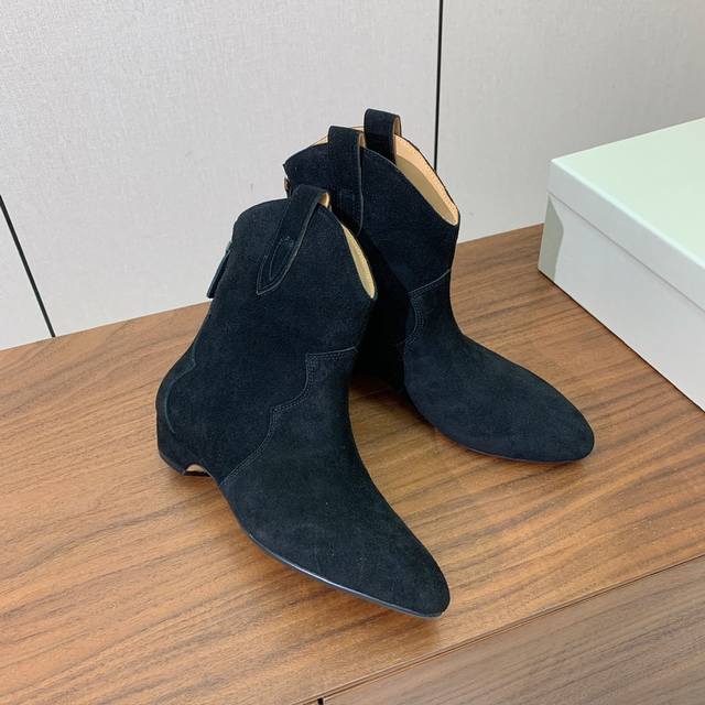 Brunell* Cucinell* Retro Ankle Boots. Completely flattering for all leg shapes.