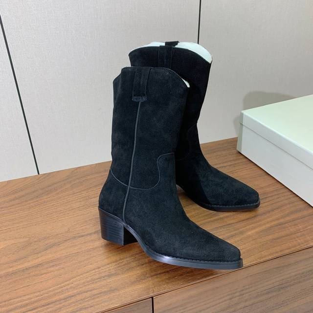 Brunell* Cucinell* Chunky Heel Mid-Length Boots with Fleece Lining. Upper: cow s