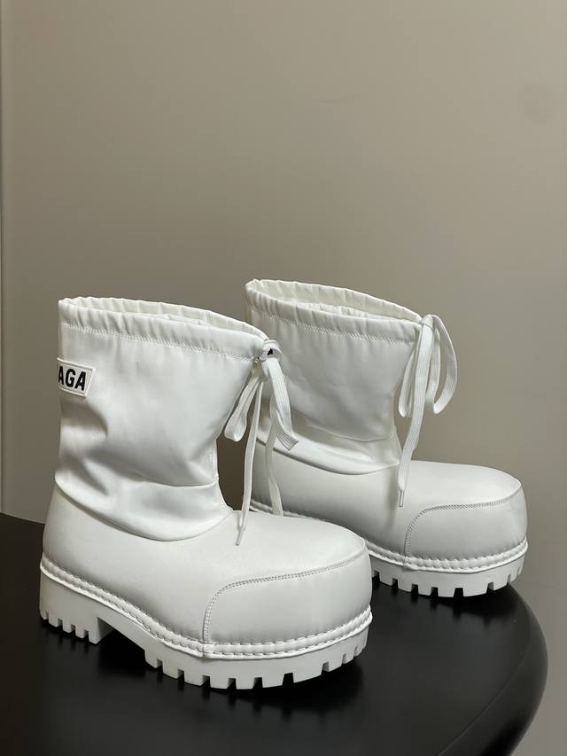 Men's size +20 25Ss Autumn/Winter New Balenciaga Skiwear Collection Couple Snow Men's size +20 25Ss Autumn/Winter New Balenciaga Skiwear Collection Couple Snow