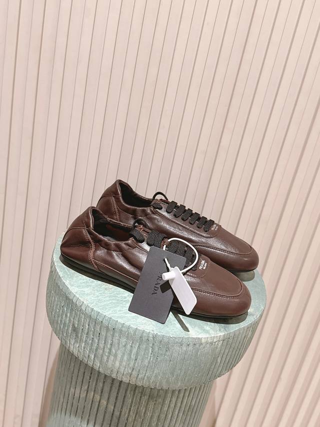 Top-tier version: Prada 26Ssfw ~ New style lace-up Mary Jane casual shoes, balle