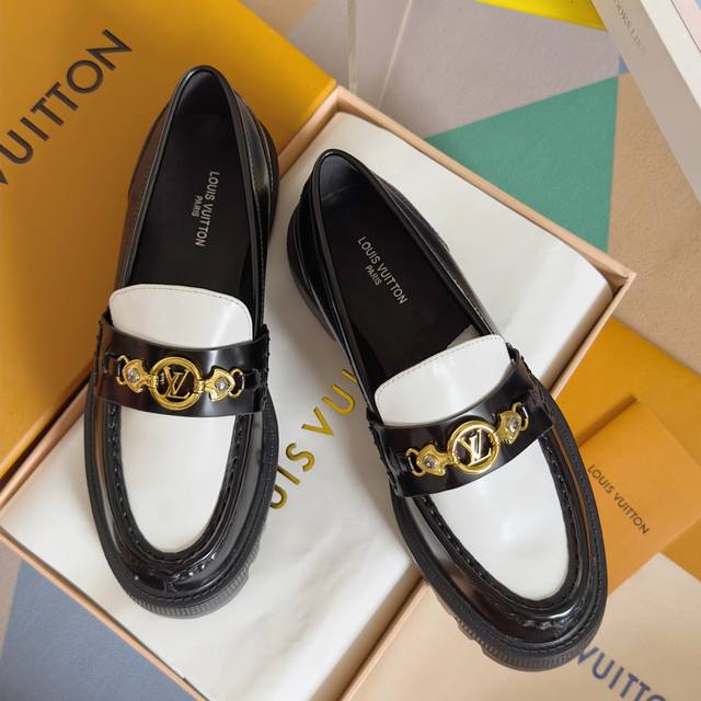 Top-tier version: Women's Louis Vuitton District series platform loafers. These