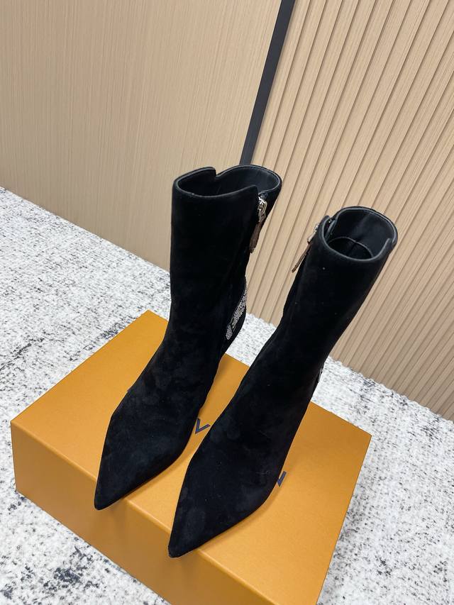 High-quality factory version: LV Louis Vuitton 25Ss New Autumn Winter Sexy High