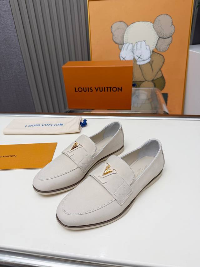 Lv Classic Loafers, 26 styles. Imported suede upper. TPU outsole. Sizes 35-42. F