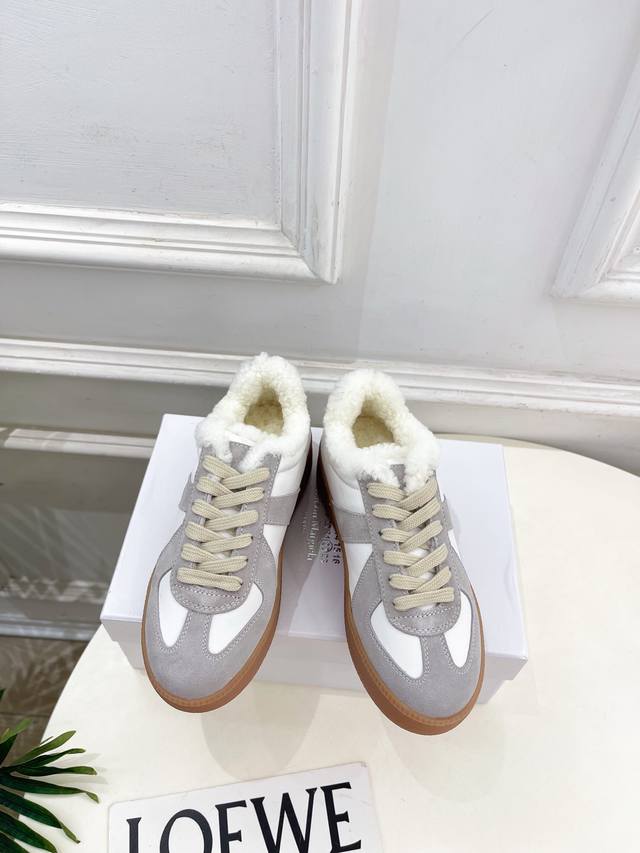 Maison Margiela 2025Ss Autumn/Winter New Arrival Thick-Soled Lace-Up Wool Traini