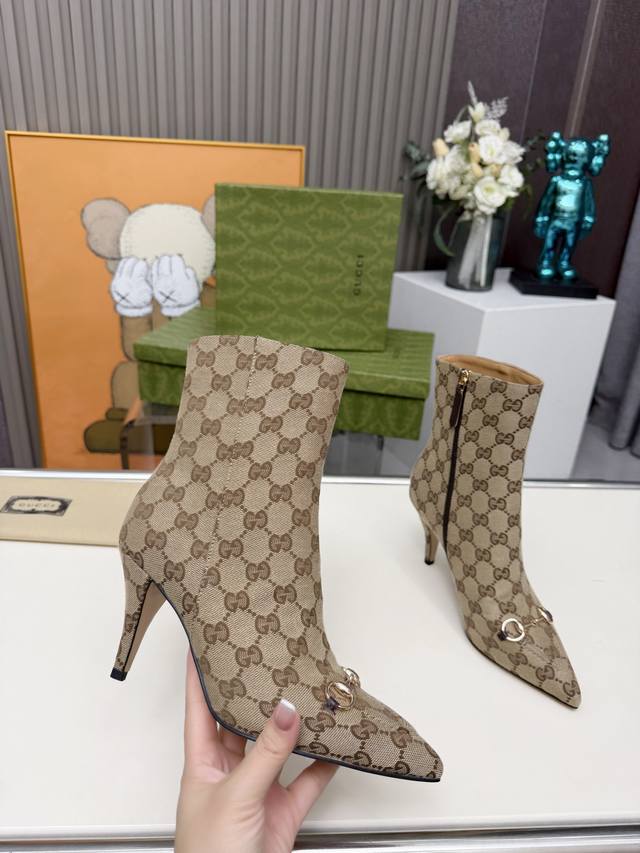 2519A-2 Gucci Ankle Boots Latest Gucci Ankle Boots 1:1 Replica of Original Sneak