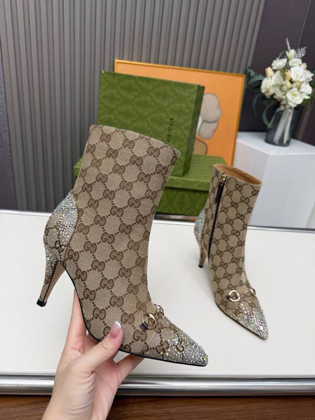 2519A-8 Gucci Ankle Boots Latest Gucci Ankle Boots 1:1 Replica of Original Sneak