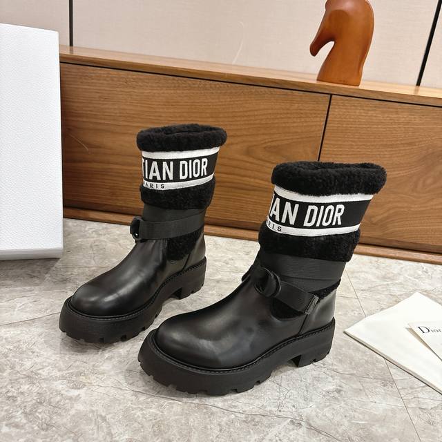 Latest and highest quality version, wool boot style!! Factory direct Dior Dior w