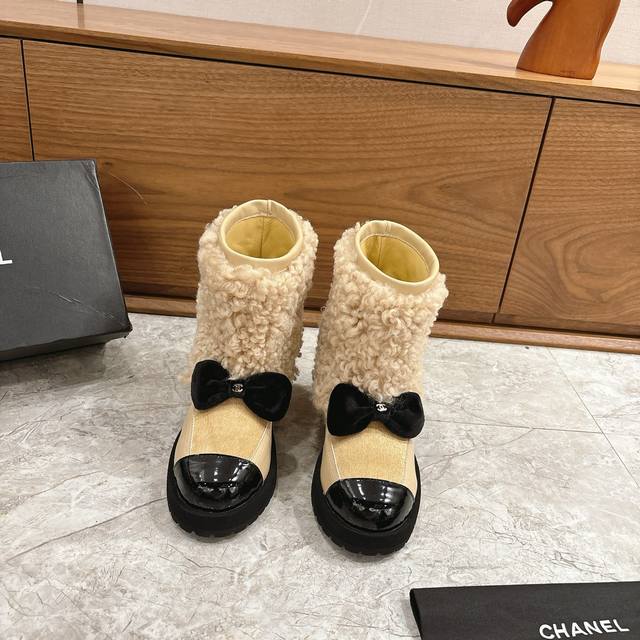 Hot Selling Chanel 25N Coco Neige Double C Bow Color-Blocked Platform Snow Boot
