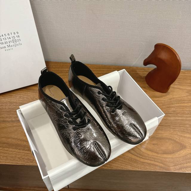 Factory Direct 2025 Maison Margie* Margie Split-Toe Chunky Heel Flat Retro Mary