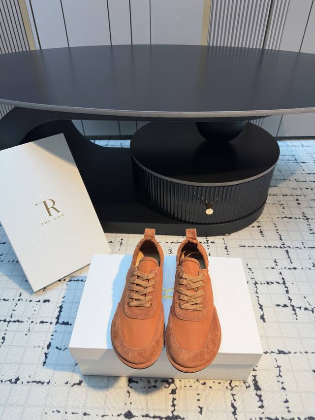 The Row Spring/Summer 2026 Newest Simple Color-Blocked Lace-Up Casual Shoes! A n