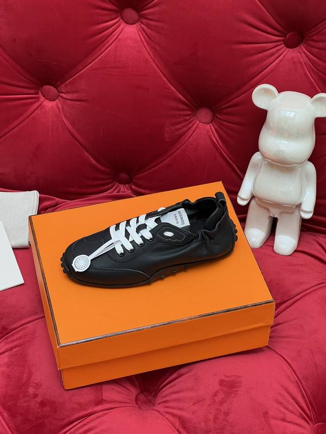 Exclusive Real Shot Top-Tier Version Hermes Ss Latest Style Cortez Shoes, German
