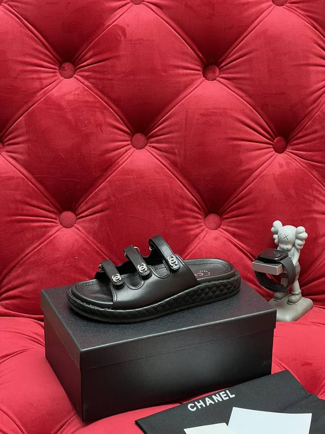Exclusive Real Shot Top-Tier Version Chanel 25Ss New Thick-Soled Sandals Classic
