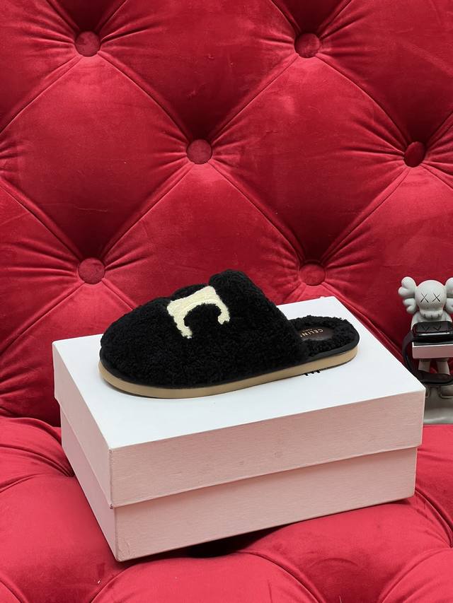 Exclusive Real Shots Top-Tier Version Celine 2025Ss New Wool Slippers. The fluff