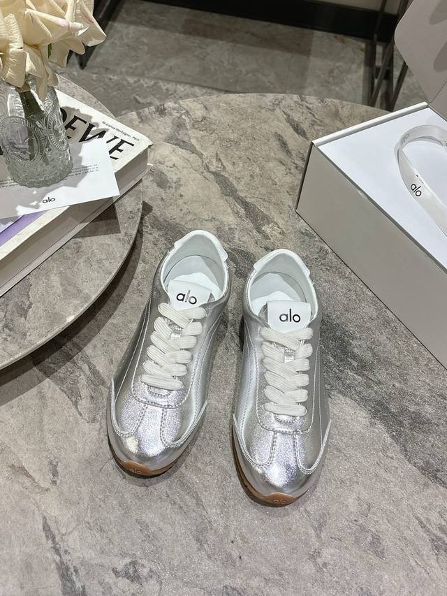 Alo 2025 Autumn/Winter Latest Women's German Training Shoes Casual Shoes Alo, a