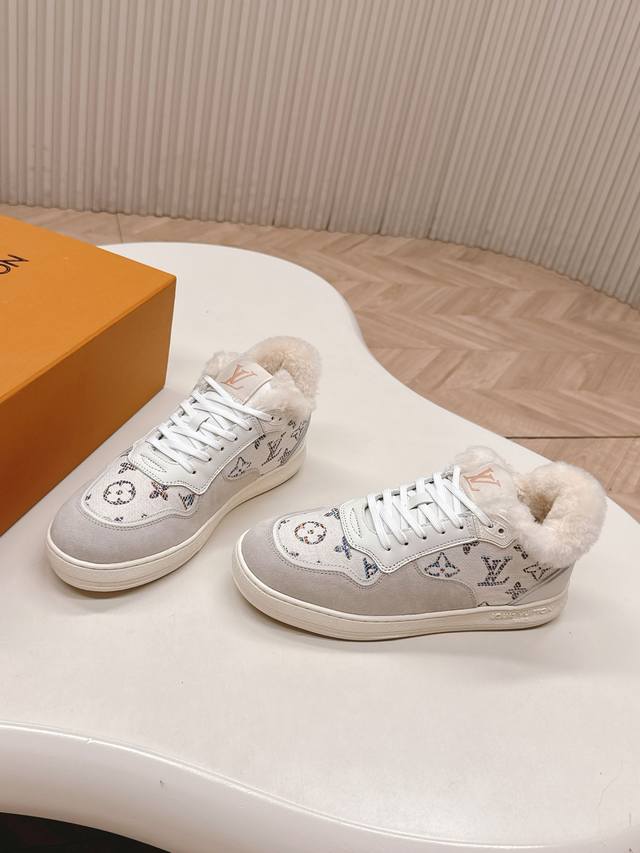 Louis Vuitton Casual Sneakers in Wool - The Lv Trainer sneakers are inspired by