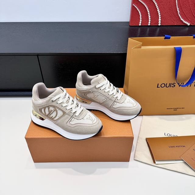 Top Quality Louis Vuitton 2025 New Run Away Platform Casual Sneakers True Sizes