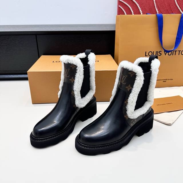 Leather Trim Import Version Louis Vuitton 25th Anniversary New Monogram Color-B